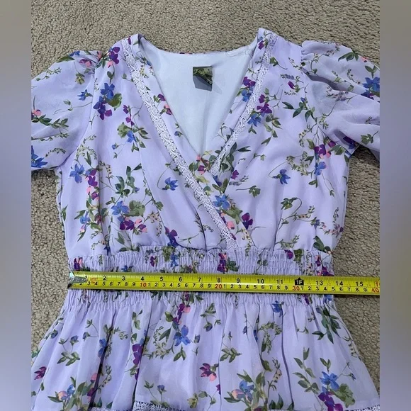 TAYLOR Baby Doll Boho Puff Sleeves Lavender Floral Midi Dress size 8 - Picture 6 of 9